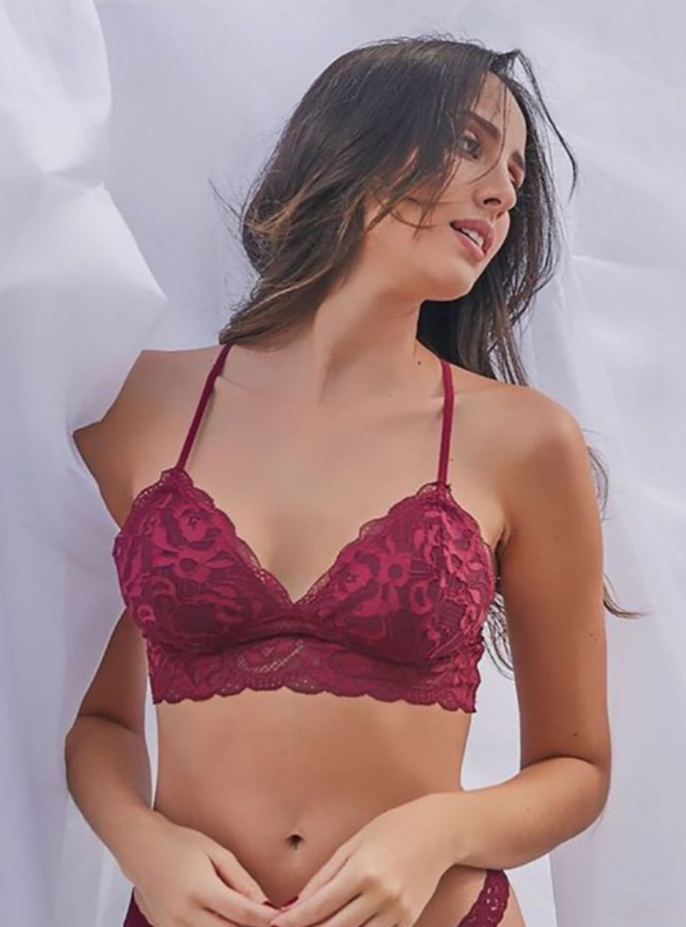 Bralette Margarita de Encaje con Copas Vino